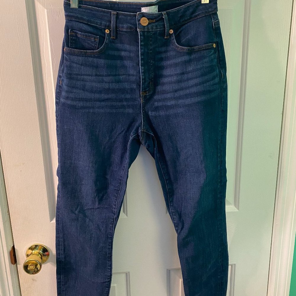 LOFT CURVY SKINNY CROP JEANS